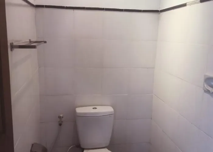 Fishermen's Guest house 2*